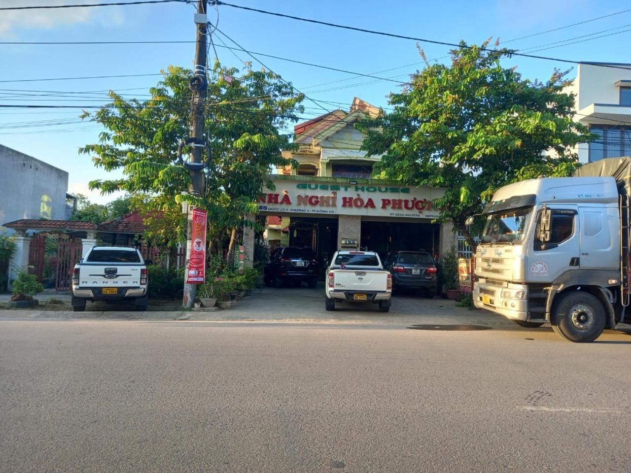 Hoa Phuong Guesthouse Dong Ha Exterior photo