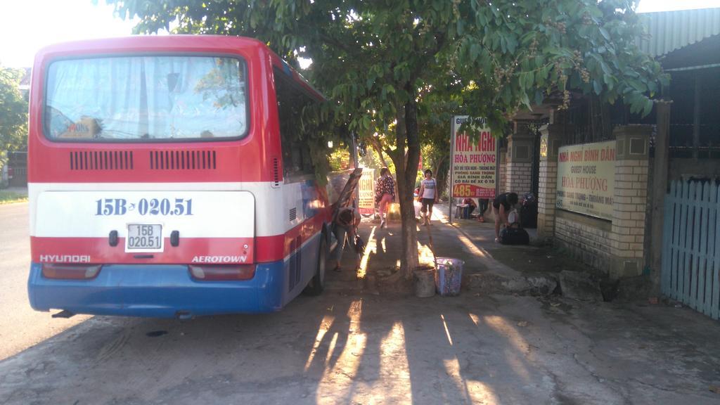 Hoa Phuong Guesthouse Dong Ha Exterior photo